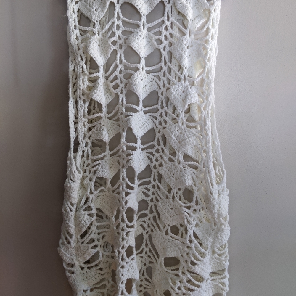 vintage Crochet White Hippie Vest Sweet! - Picture 3 of 4